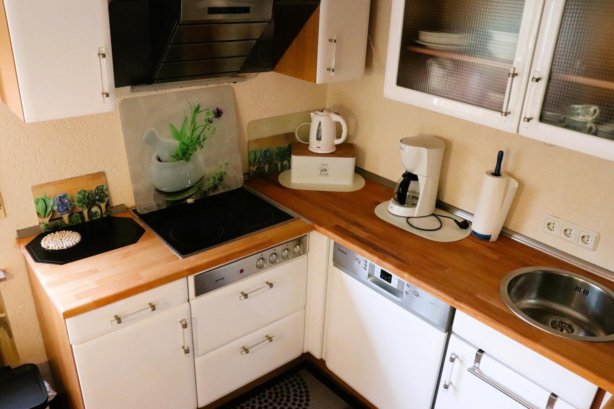 Ferienweingut & Gutsrestaurant Becker Apartment Burgen  Екстериор снимка