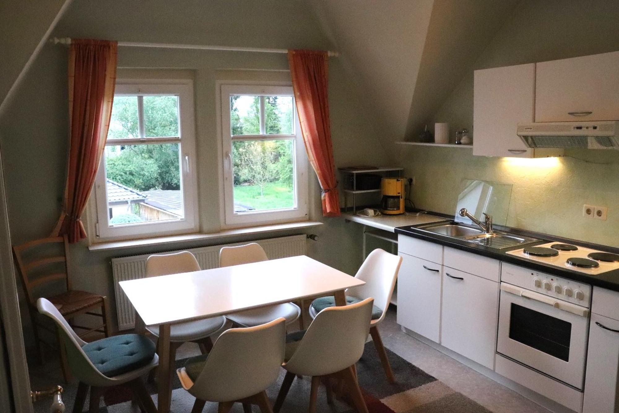 Ferienweingut & Gutsrestaurant Becker Apartment Burgen  Екстериор снимка