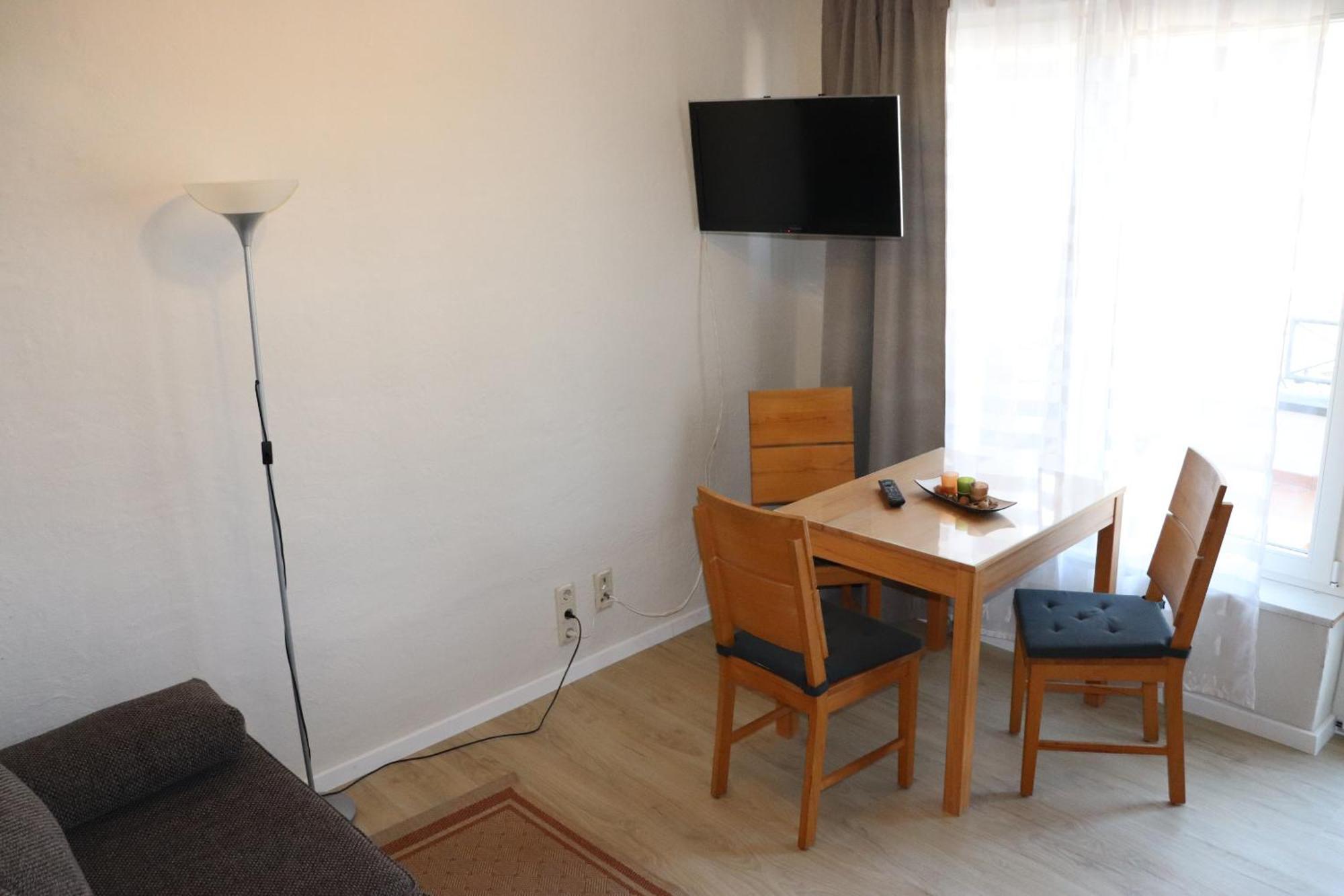 Ferienweingut & Gutsrestaurant Becker Apartment Burgen  Екстериор снимка