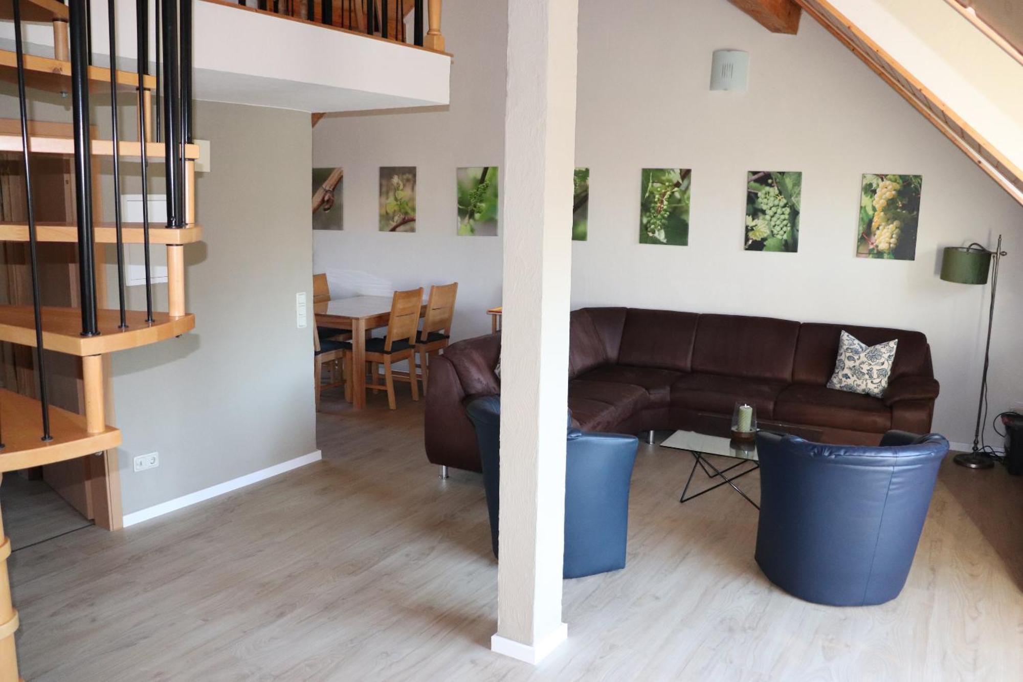 Ferienweingut & Gutsrestaurant Becker Apartment Burgen  Екстериор снимка