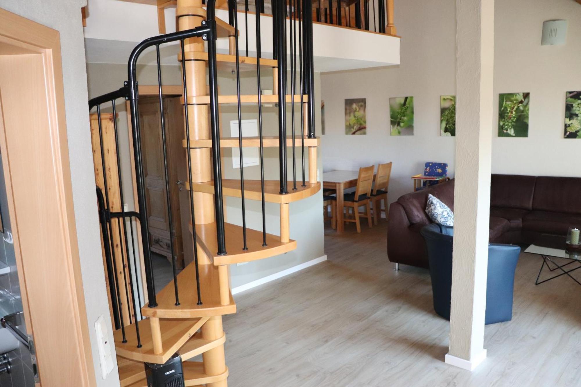 Ferienweingut & Gutsrestaurant Becker Apartment Burgen  Екстериор снимка
